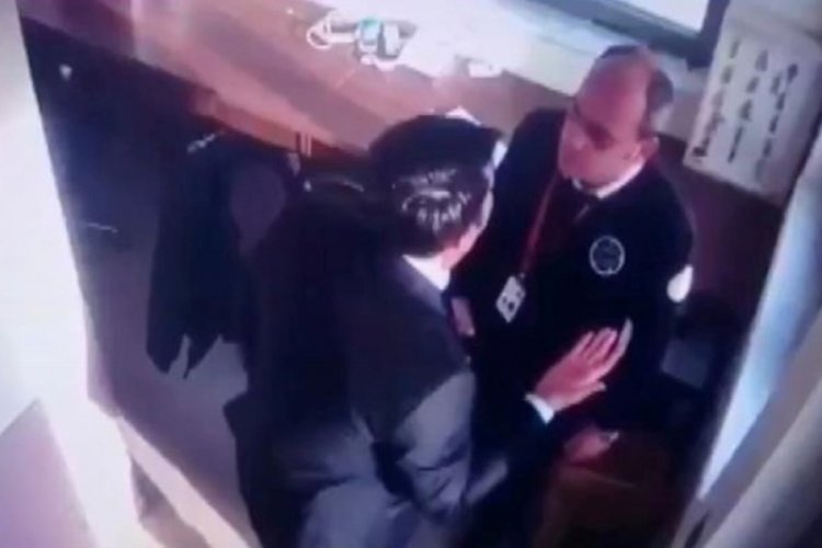 M&uuml;d&uuml;rden personele tekme tokat dayak!
