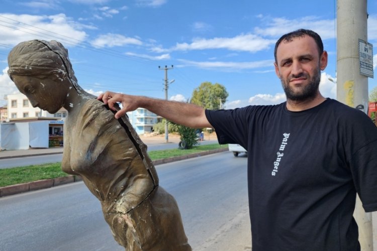 Festivalin simgesi Ven&uuml;s yol kenarına s&uuml;s yapıldı