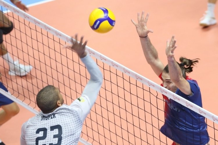 Bursa Büyükşehir Belediyespor Voleybol Balkan Kupası Finalinde Kim Ile ...