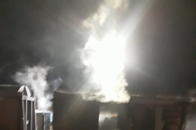 Muş'ta seyir halindeki trende yangın &ccedil;ıktı