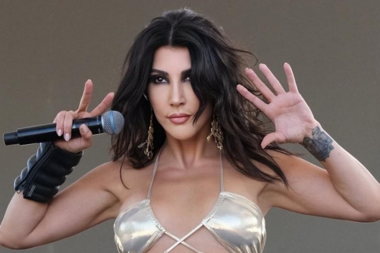 Hande Yener'den Simge Sağın'a g&ouml;nderme!