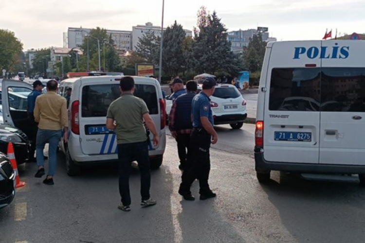 Kırıkkale'deki yolcu kapma &ccedil;atışmasına 8 tutuklama