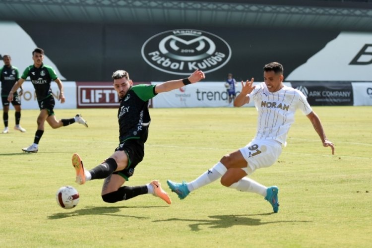 Manisa FK - Sakaryaspor ma&ccedil;ının kazananı yok