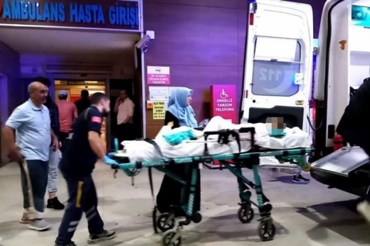 Bursa'da &uuml;zerine kaynar su d&ouml;k&uuml;len &ccedil;ocuk ağır yaralandı