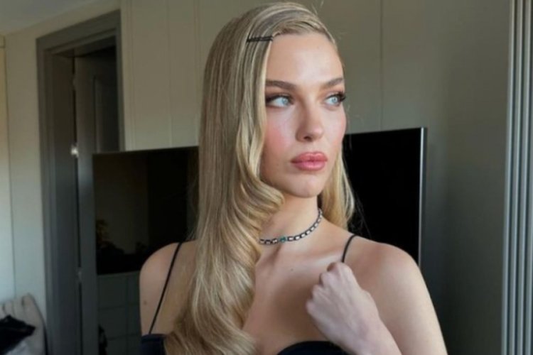 Yasemin Şefkatli'den karnı burnunda poz