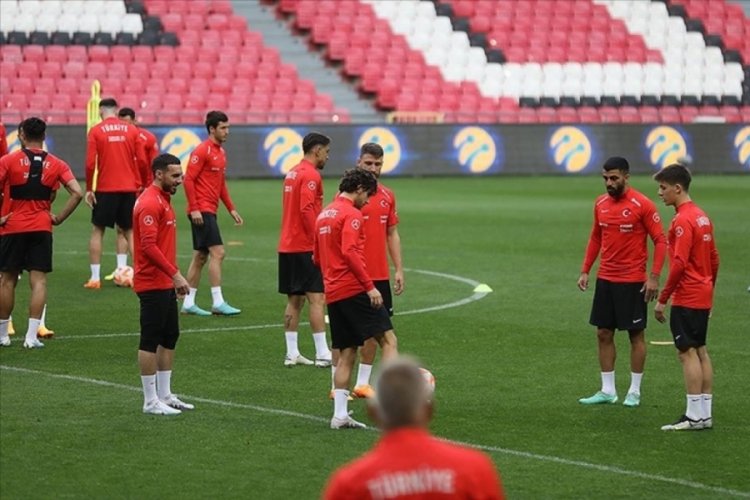 Futbolda milli mesai yarın başlıyor
