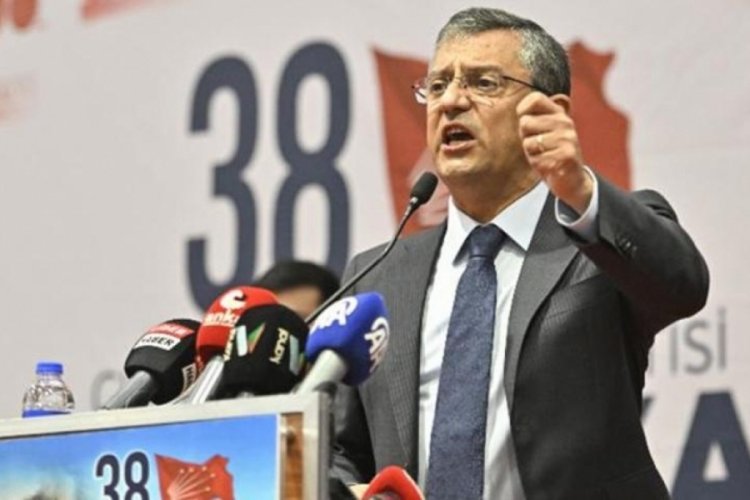 &Ouml;zg&uuml;r &Ouml;zel: Kendi &ouml;zeleştirimizi yapmak durumundayız