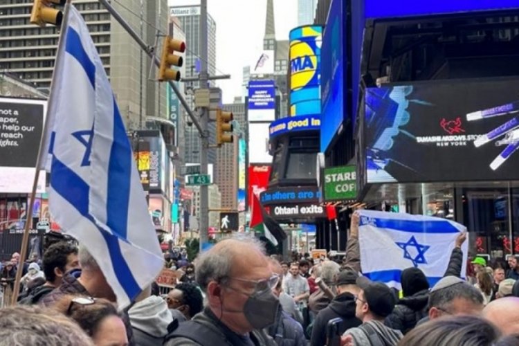 New York'ta Filistin ve İsrail destek&ccedil;ileri karşı karşıya geldi