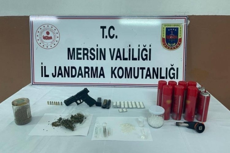 Mersin'de uyuşturucu operasyonunda 4 g&ouml;zaltı