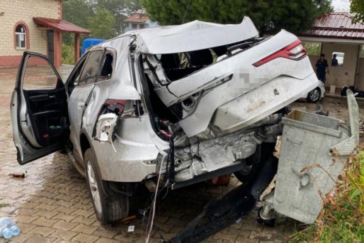Samsun'da otomobil takla attı: 3 kişi yaralandı