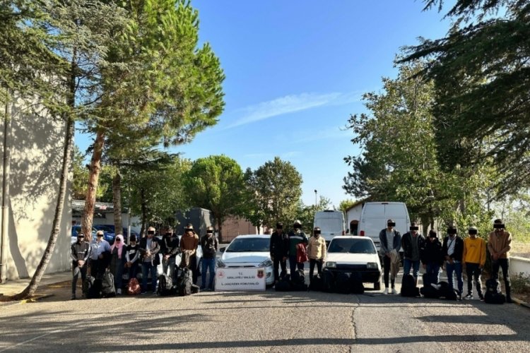 Kırklareli'nde 984 ka&ccedil;ak g&ouml;&ccedil;men yakalandı