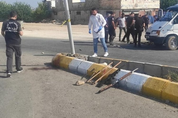 Şanlıurfa'da silahların patladığı boşanma kavgası kamerada: 1 &ouml;l&uuml; 12 yaralı