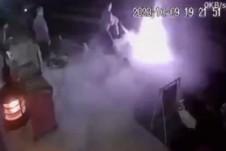 İstanbul Kağıthane'de seyir halindeki motosiklet alev aldı