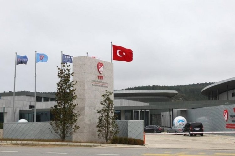 T&uuml;rk futbolu i&ccedil;in tarihi g&uuml;n! Euro 2032'nin ev sahibi belli oluyor