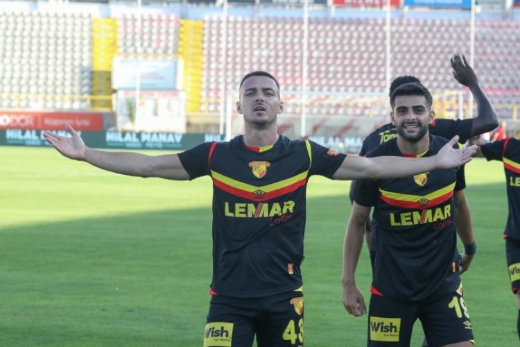 G&ouml;ztepe'nin attığı 7 gol&uuml;n 4'&uuml;ne Tijanic katkısı