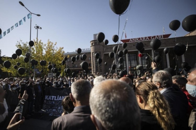 Ankara Garı saldırısında hayatını kaybedenler anıldı