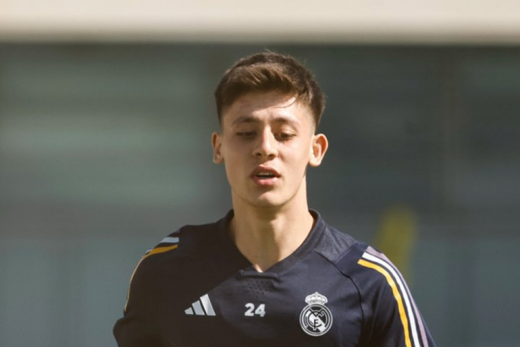 Real Madrid'den Arda G&uuml;ler paylaşımı