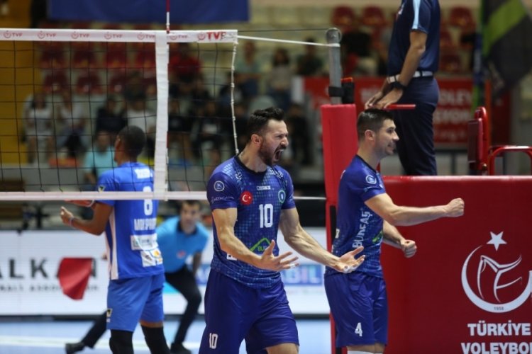 Bursa B&uuml;y&uuml;kşehir Belediyespor İzmir'de kupa sınavında