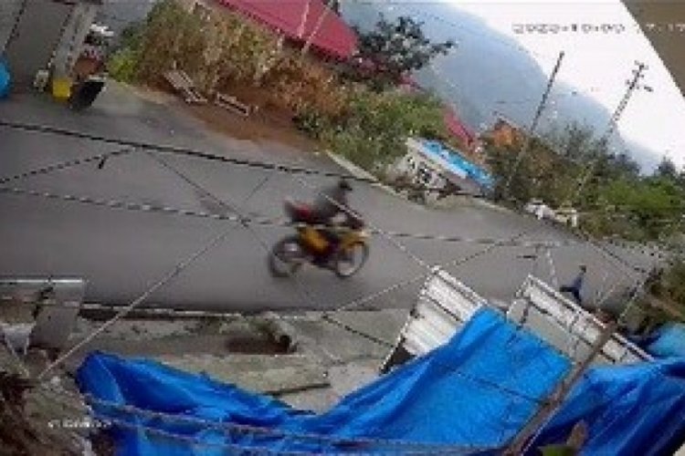 Trabzon'da motosiklet 7 yaşındaki &ccedil;ocuğa &ccedil;arptı