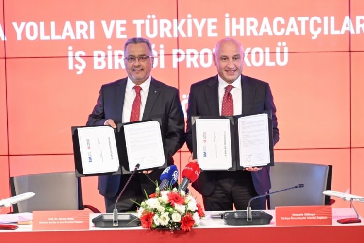 CHP Genel Başkan adayı &Ouml;zg&uuml;r &Ouml;zel, il ziyaretlerine Yozgat'tan başladı