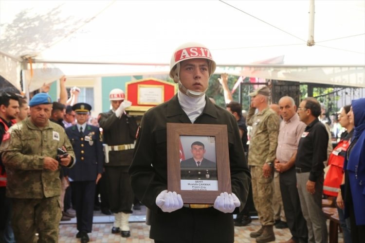 Şehit Piyade Uzman &Ccedil;avuş Mustafa &Ccedil;akmak'ın cenazesi Hatay'da defnedildi