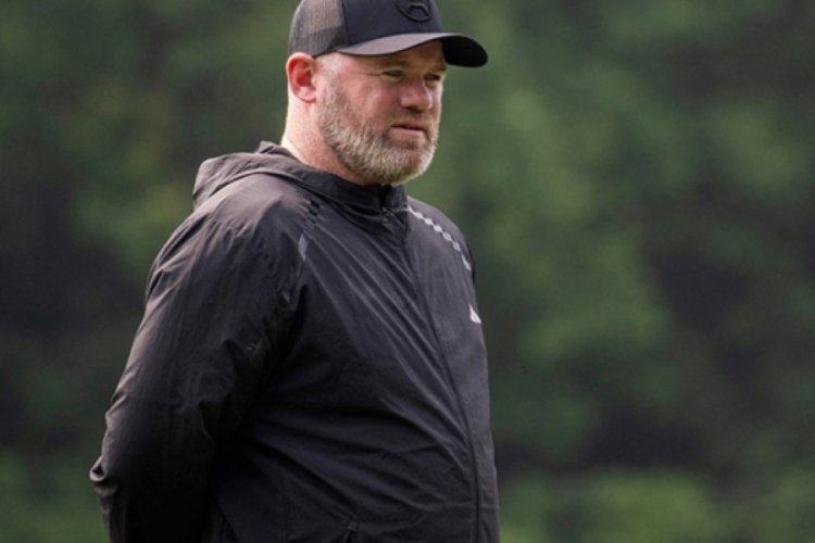 Wayne Rooney, Birmingham City ile anlaştı