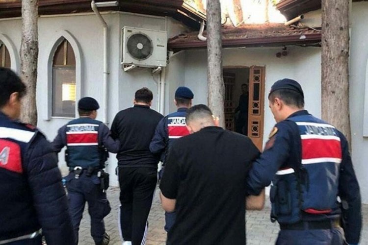 64 kişinin yakalandığı uyuşturucu operasyonu! F serisi 1 dolar da ele ge&ccedil;irildi