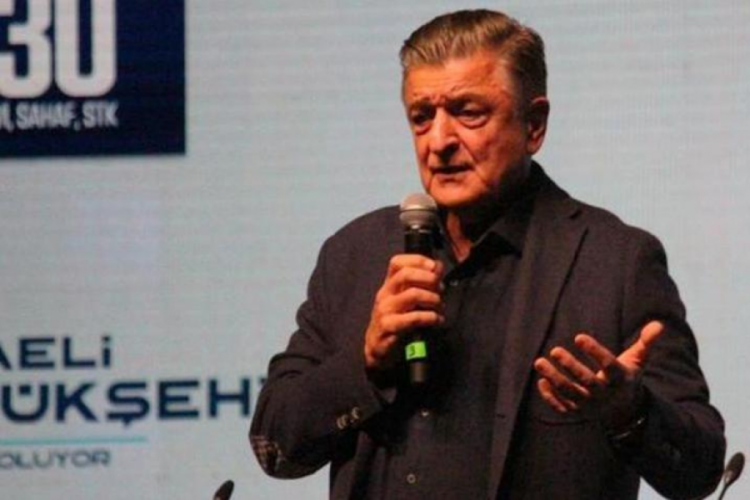 Yılmaz Vural'dan yabancı teknik direkt&ouml;r a&ccedil;ıklaması