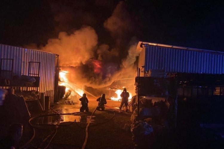 Bursa itfaiyesi 1 ayda 2 bin 184 olaya m&uuml;dahale etti