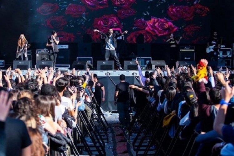 &Ccedil;ukurova Rock Festivali saatler kala iptal edildi!