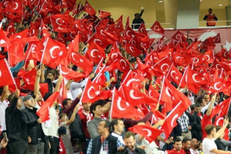 &Uuml;mit millilerin San Marino ma&ccedil;ı &uuml;cretsiz