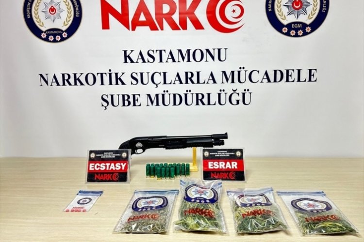 Kastamonu'da uyuşturucu operasyonu! Yakalanan ş&uuml;pheli tutuklandı
