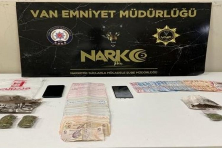 Van'da uyuşturucu operasyonu: 22 ş&uuml;pheli hakkında işlem yapıldı