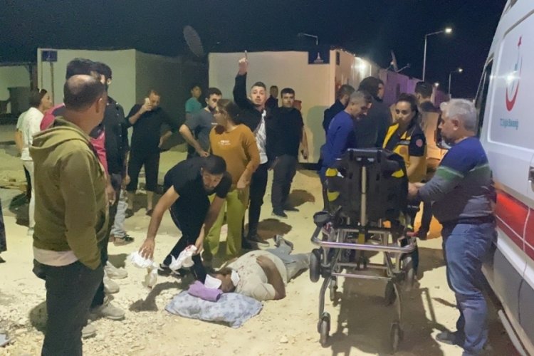 Adıyaman'da komşular arasında demir &ccedil;ubuklu kavga! 2 yaralı