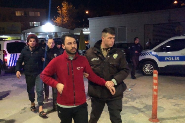 Bursa'da 31 d&uuml;zensiz g&ouml;&ccedil;men yakalandı