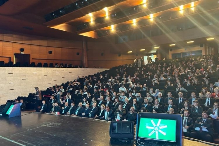 Bursa'da 18. İnsan Y&ouml;netim Zirvesi başladı