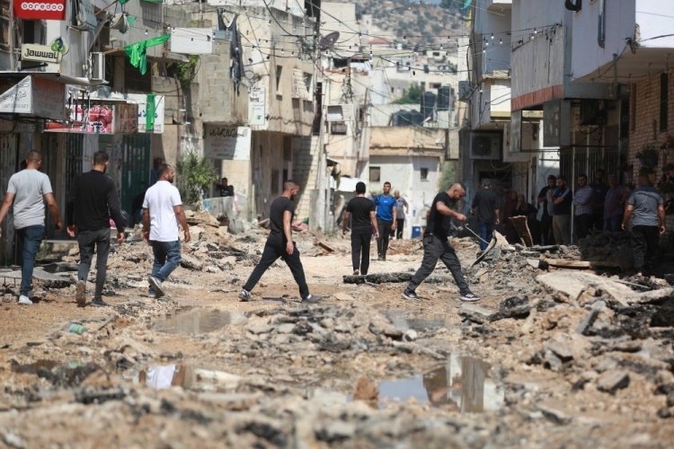 İsrail'in Gazze'ye saldırıları Batı Şeria'da protesto edildi