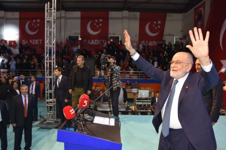 Karamollaoğlu: Bir haftaya yakın bir zamandır Gazze'de yer yerinden oynuyor
