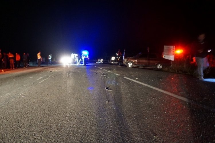 Burdur'da kaza yapıp aracından indi! Başka bir aracın &ccedil;arpması sonucu &ouml;ld&uuml;