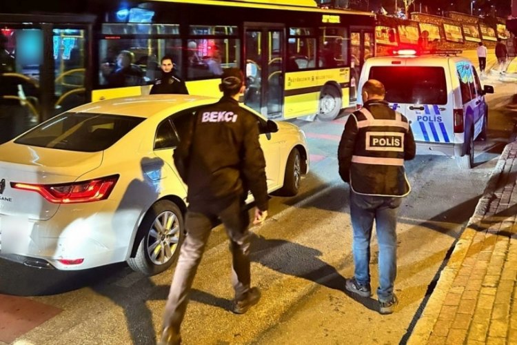 Bursa Emniyeti 'Huzur' uygulamalarını aralıksız s&uuml;rd&uuml;r&uuml;yor