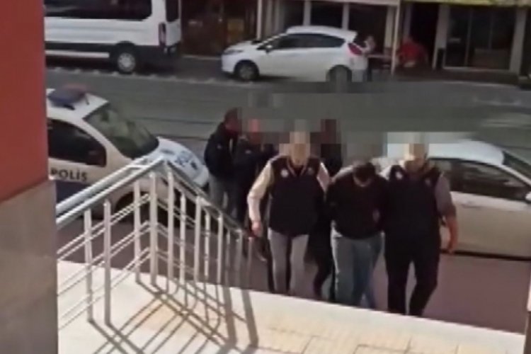 Kocaeli'de ter&ouml;r &ouml;rg&uuml;t&uuml; mensubu 4 ş&uuml;pheli tutuklandı