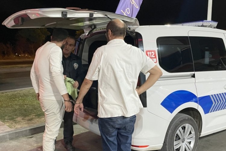 Edirne'de "insan ka&ccedil;ak&ccedil;ısı" 2 zanlı benzinler bitince yakayı ele verdi