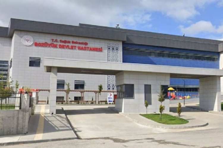 Bilecik'te hastanede skandal! Temizlik personeli ve medikalci ameliyata girdi