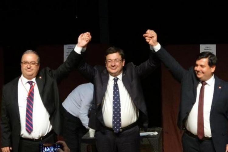 CHP &Ccedil;anakkale İl Başkanı Levent G&uuml;rb&uuml;z oldu