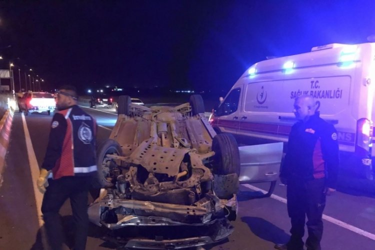 Ağrı'da iki otomobil &ccedil;arpıştı: 2 yaralı
