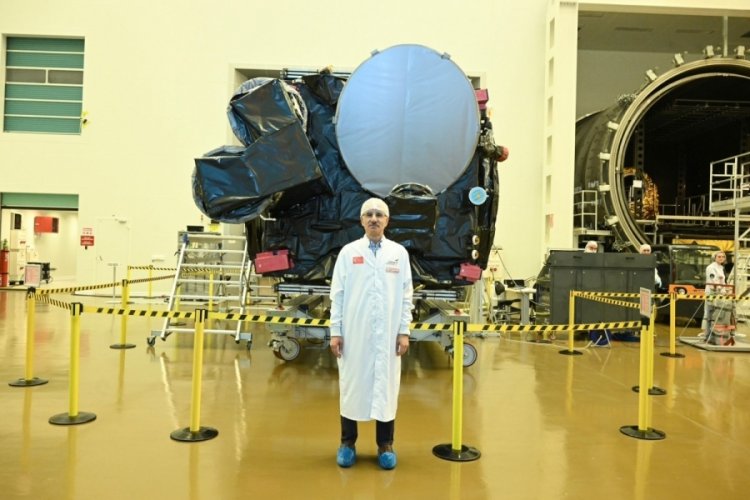 Bakan Uraloğlu: T&Uuml;RKSAT 6A'yı fırlatmaya 8 ay kaldı