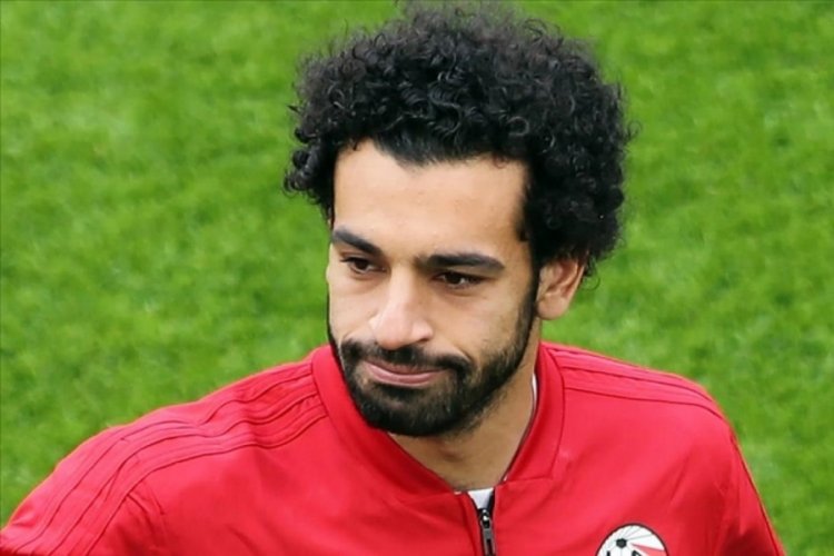 Mısırlı &uuml;nl&uuml; futbolcu Muhammed Salah'tan Gazze'ye destek