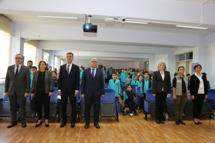 Bursa'da &ouml;ğrenciler Gıda G&uuml;n&uuml;n&uuml; kutladı