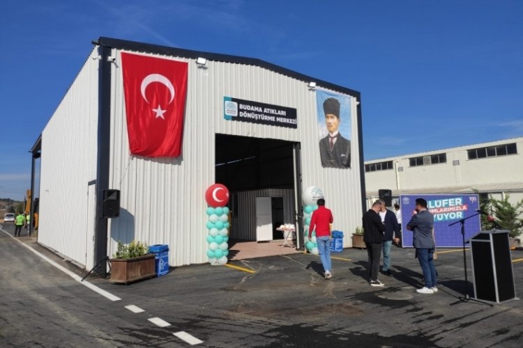 Nil&uuml;fer Belediyesi, Budama Atıkları D&ouml;n&uuml;şt&uuml;rme Merkezi'ni hayata ge&ccedil;irdi