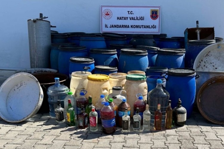 Hatay'da 3750 litre sahte rakı ele ge&ccedil;irildi